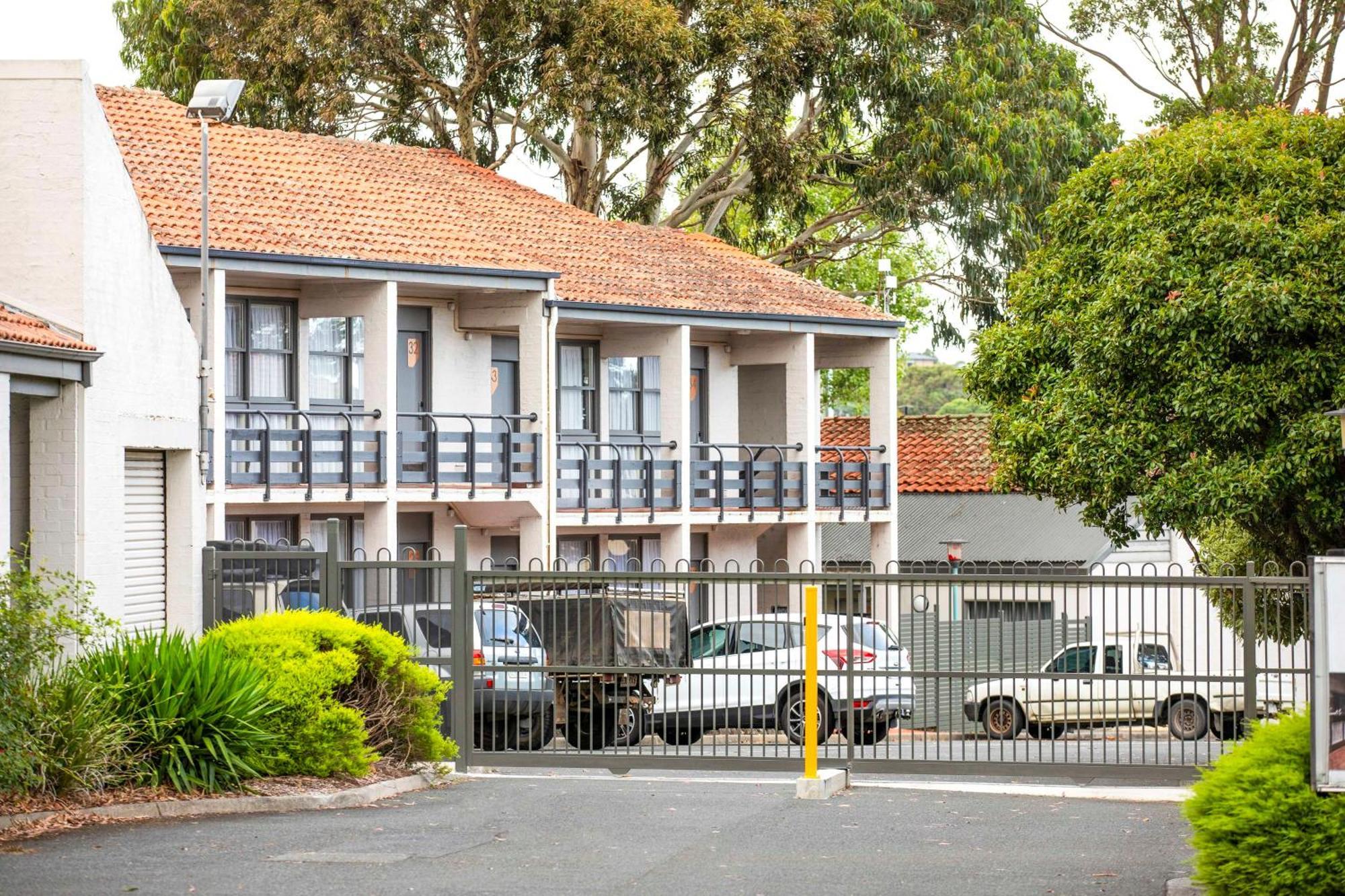 Nightcap At Ferntree Gully Hotel Motel Dış mekan fotoğraf